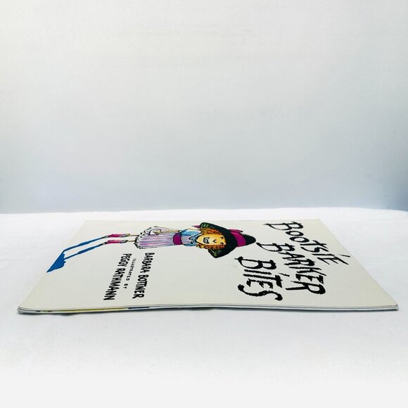 Bootsie Barker Bites - Paperback By Bottner, Barbara - GOOD - Picture 4 of 4